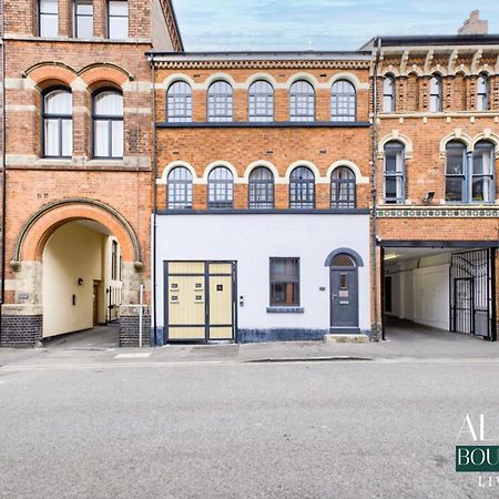 شقة 3 Floor Townhouse Luxury Living Alara Boutique برمنغهام المظهر الخارجي الصورة