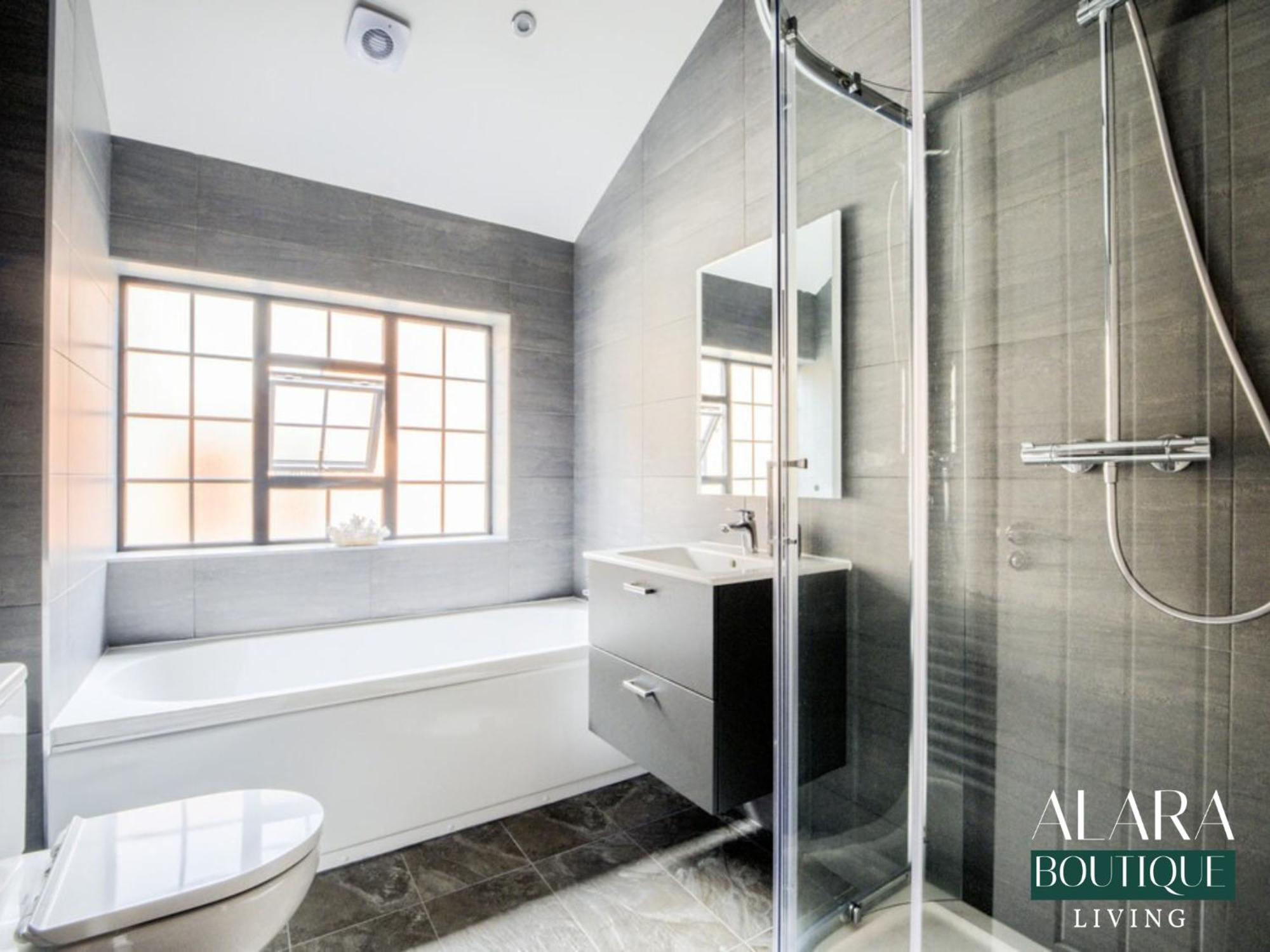 شقة 3 Floor Townhouse Luxury Living Alara Boutique برمنغهام المظهر الخارجي الصورة