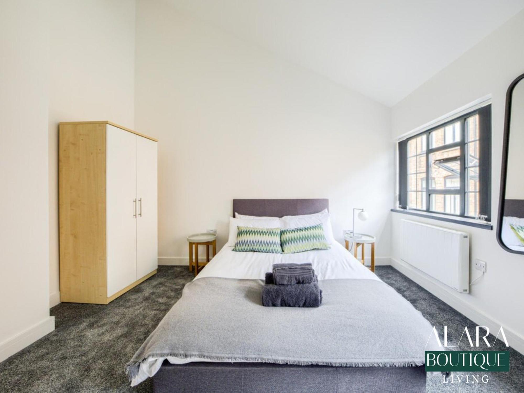 شقة 3 Floor Townhouse Luxury Living Alara Boutique برمنغهام المظهر الخارجي الصورة